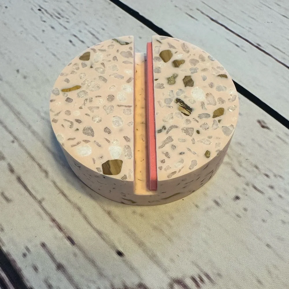 FREE WITH PURCHASE WITH ANY BUNDLE! Benefit Mirror - New in Box - Picture 3 of 6